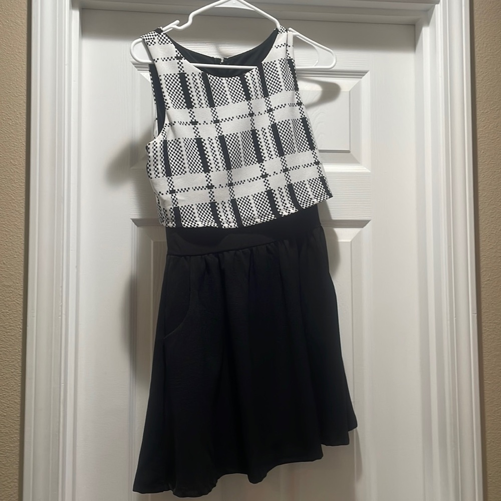 Black and white dress